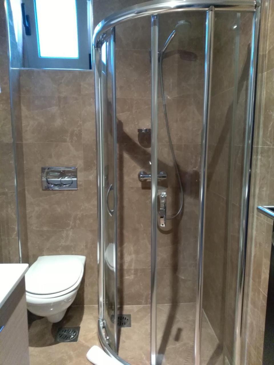 Vila V Lux Apartments Petrovac Exteriör bild
